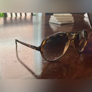 Ray Ban Sunglasses (aviator)